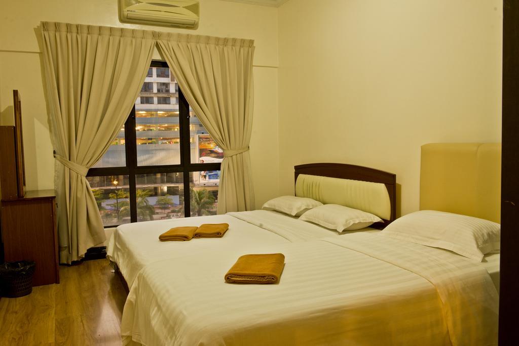 Marina Court Kota Kinabalu- Bigger Group Stay Together- 6 Bedroom Apartments Exterior photo