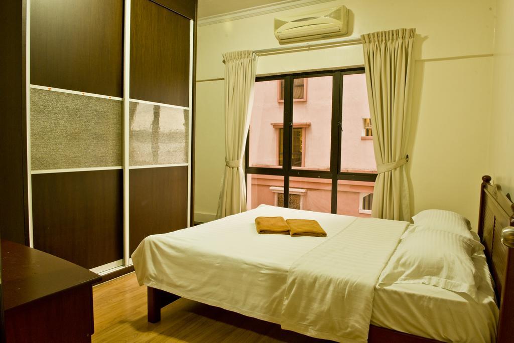Marina Court Kota Kinabalu- Bigger Group Stay Together- 6 Bedroom Apartments Exterior photo